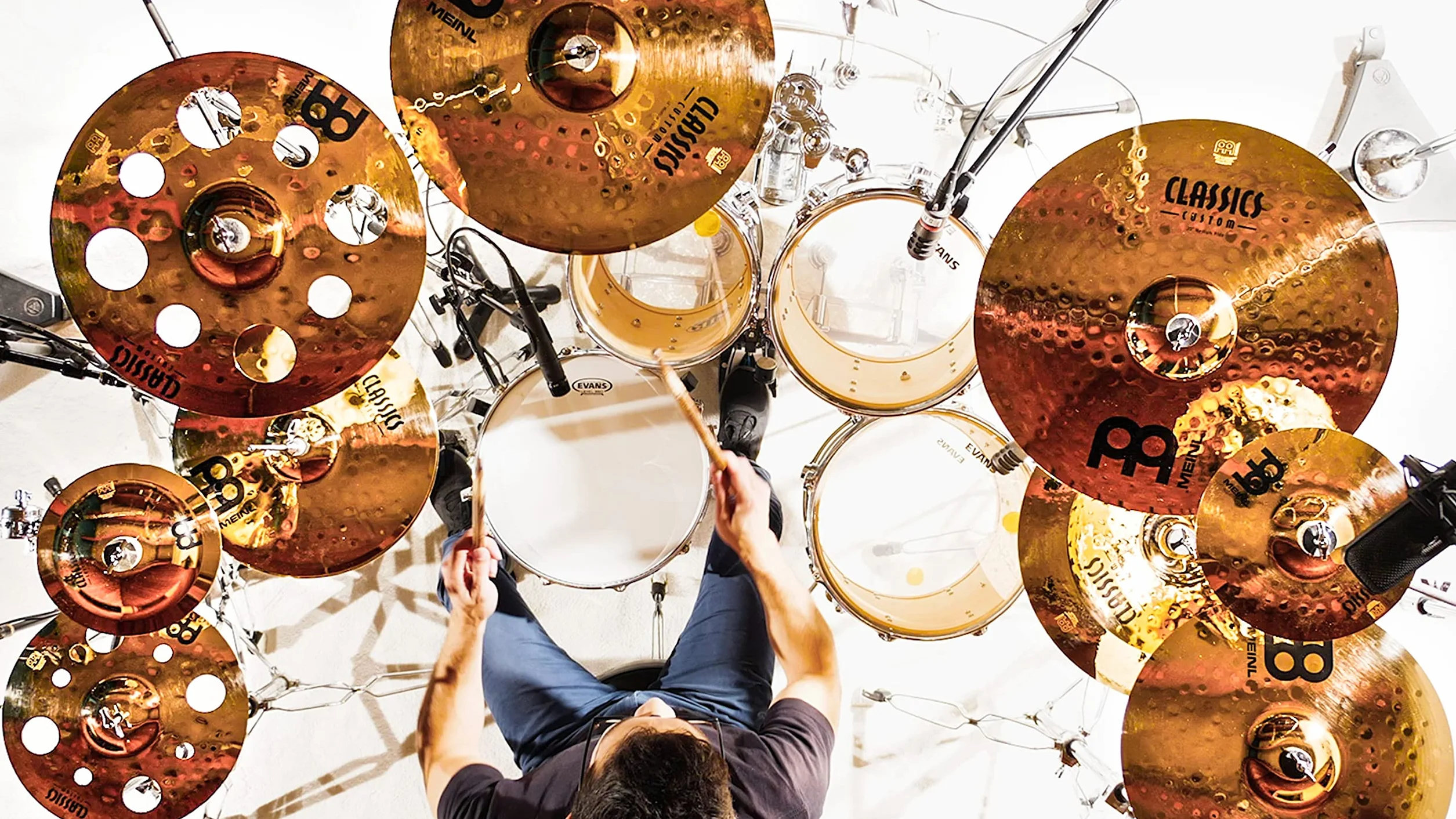 Meinl Cymbals Classics Custom Brilliant Plato Hihat Medium de 14 pulgadas (35,56cm) Platillos de Batería - Pareja - Bronce B12, Acabado Brillante (CC14MH-B)