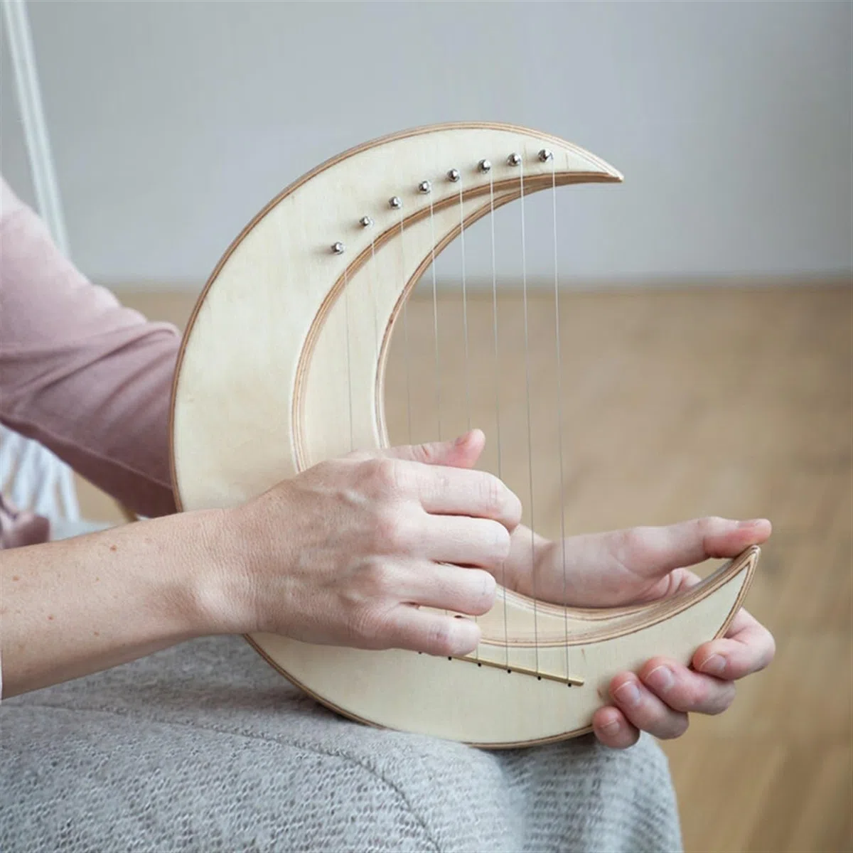 Lyre Harp Forma De Luna Cuerda 8, 11, 15 Pequeño Arpa De Lira Portátil Madera Maciza Instrumento Musical Principiante Fácil De Aprender Arpa Lira(8-note-large log)