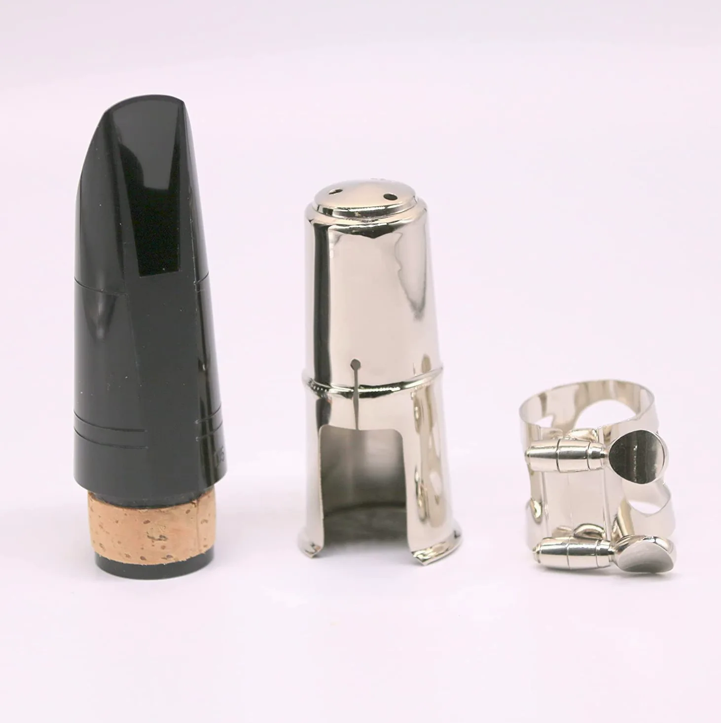 TKB-177 Clarinete en Sib - Sistema Boehm - 17 Llaves argentadas – Con Boquilla & Estuche acolchado
