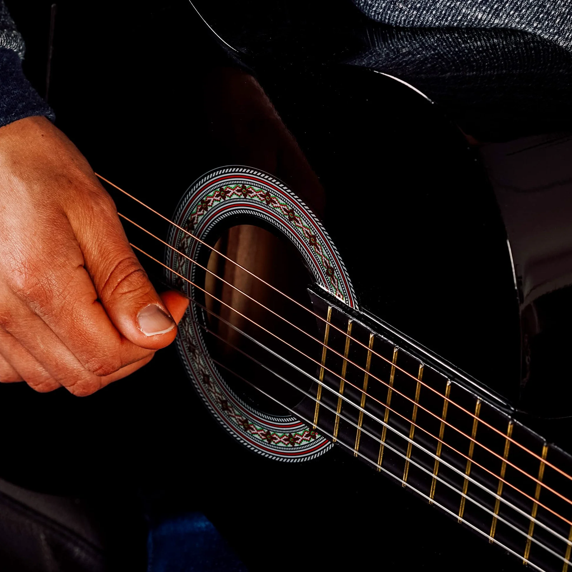 3rd Avenue Paquete Para Principiantes Con Cuerdas De Nailon Español Para Guitarra Clásica 4/4 De Tamaño Completo De – 6 Meses De Lecciones Gratis, Bolsa Y Cuerdas – Negro
