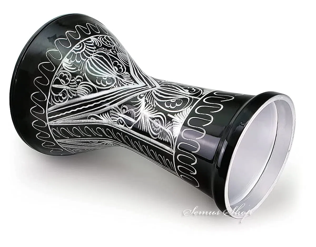 Orientalische Profi Solo Darbuka Handgraviert